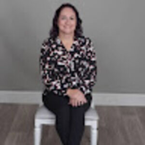 Meet your Posher, Angela